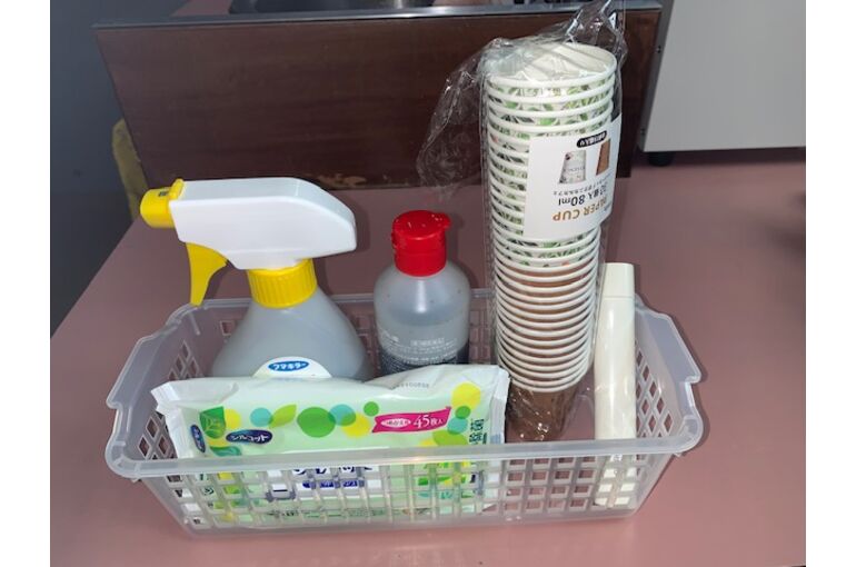 お客様用消毒グッズ